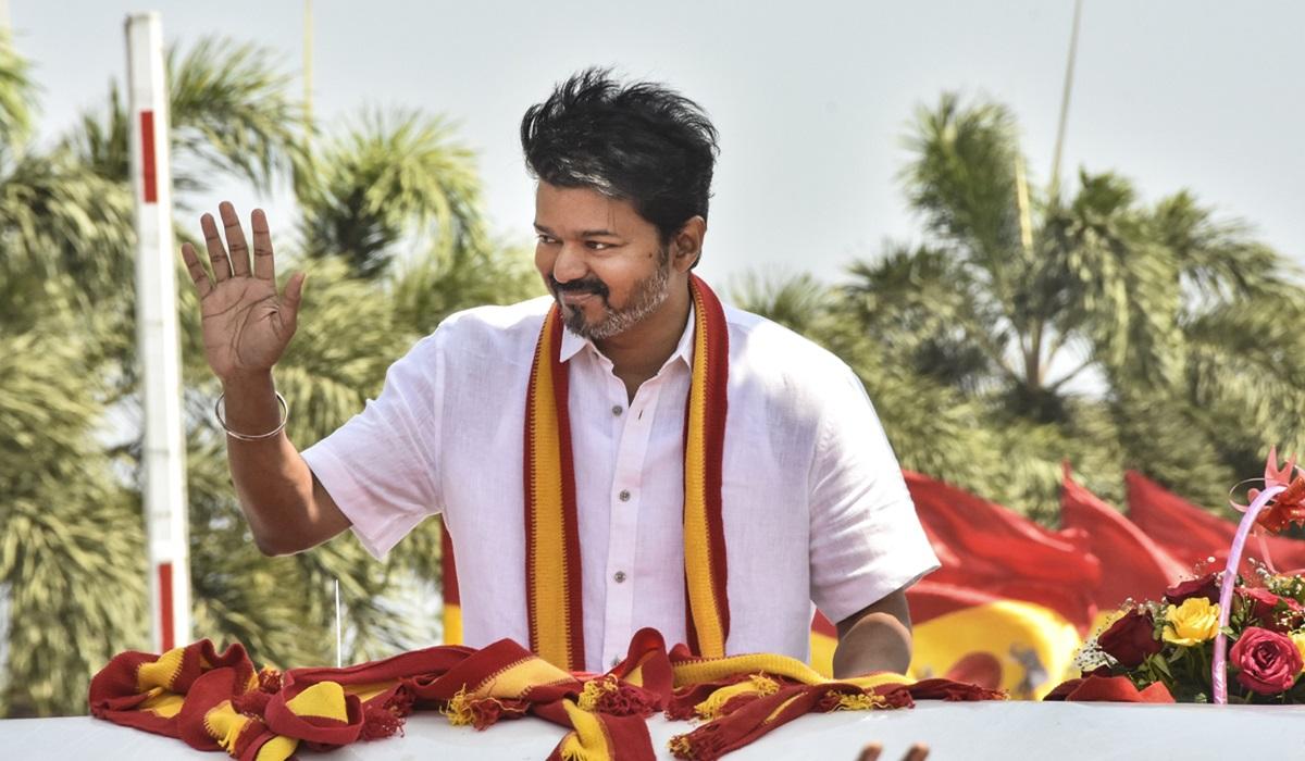 விஜய் தேர்தல் பிரசாரம்- உயர் நீதிமன்றத்தில் தவெக திடீர் வழக்கு