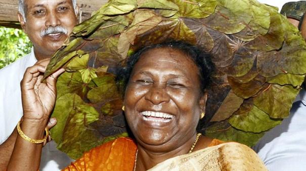 இருமுடி கட்டி சபரிமலைக்கு வருகிறார் ஜனாதிபதி திரவுபதி முர்மு!