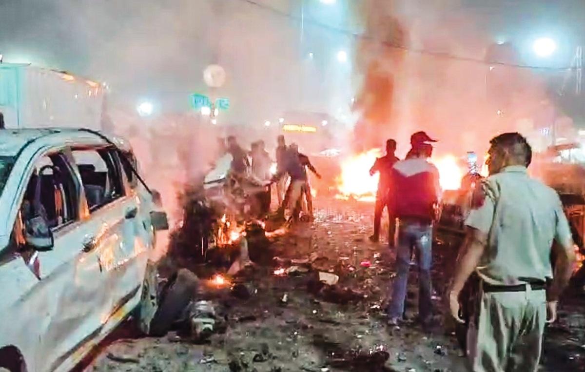 ‘மோடி-அமித்ஷா-அம்பானி’ கூட்டணி பொறுப்பேற்க வேண்டாமா?… திகில் கேள்வி எழுப்பும் திருமா!