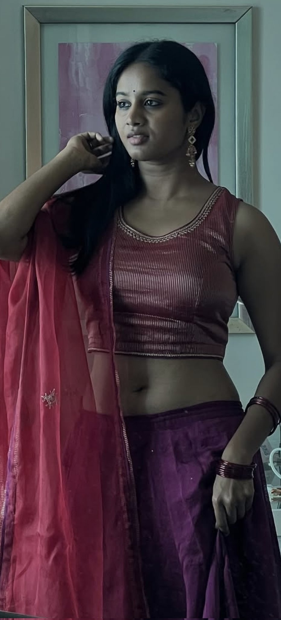 மீண்டும் கிளாமர் போட்டோ ஷூட் – ரசிகர்களை உருவ வைக்கும் நடிகை பிரிகிடா சாகா