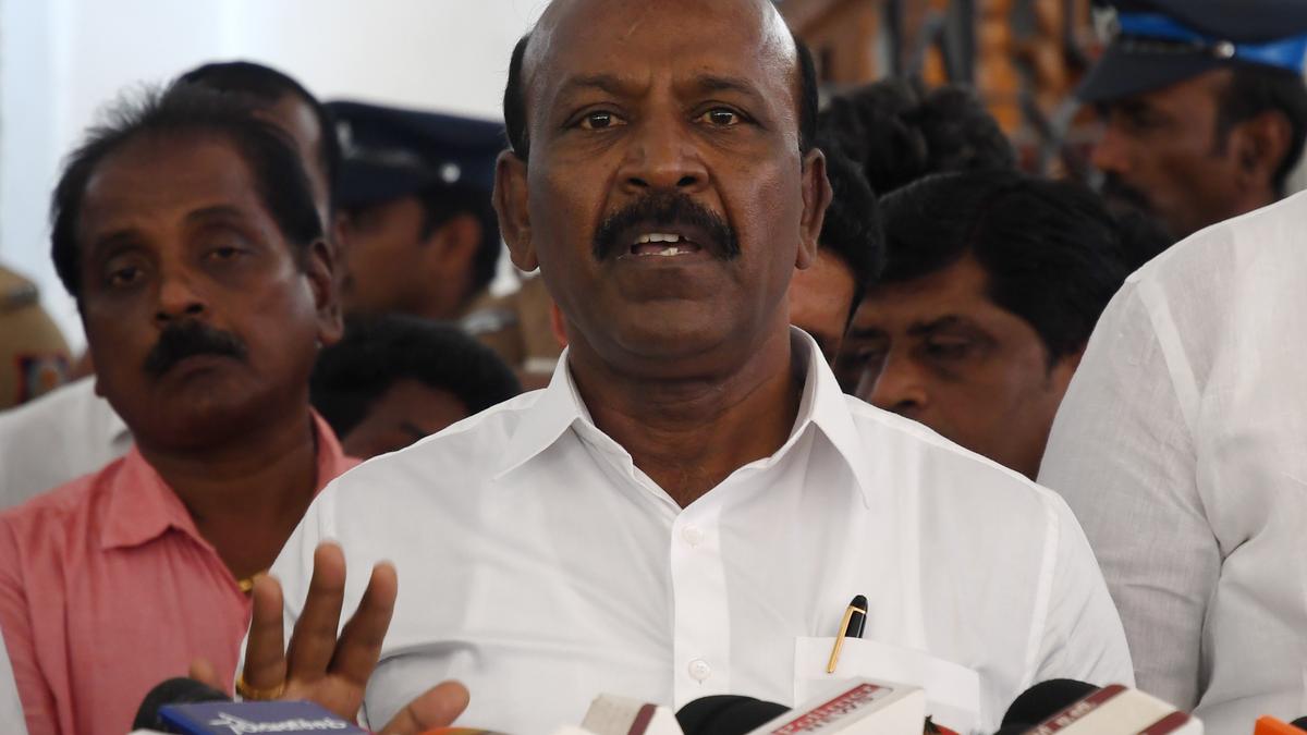 செவிலியர்களின் போராட்டத்திற்கு அதிமுக தான் காரணம்… அமைச்சர் மா.சுப்பிரமணியன் தடாலடி!