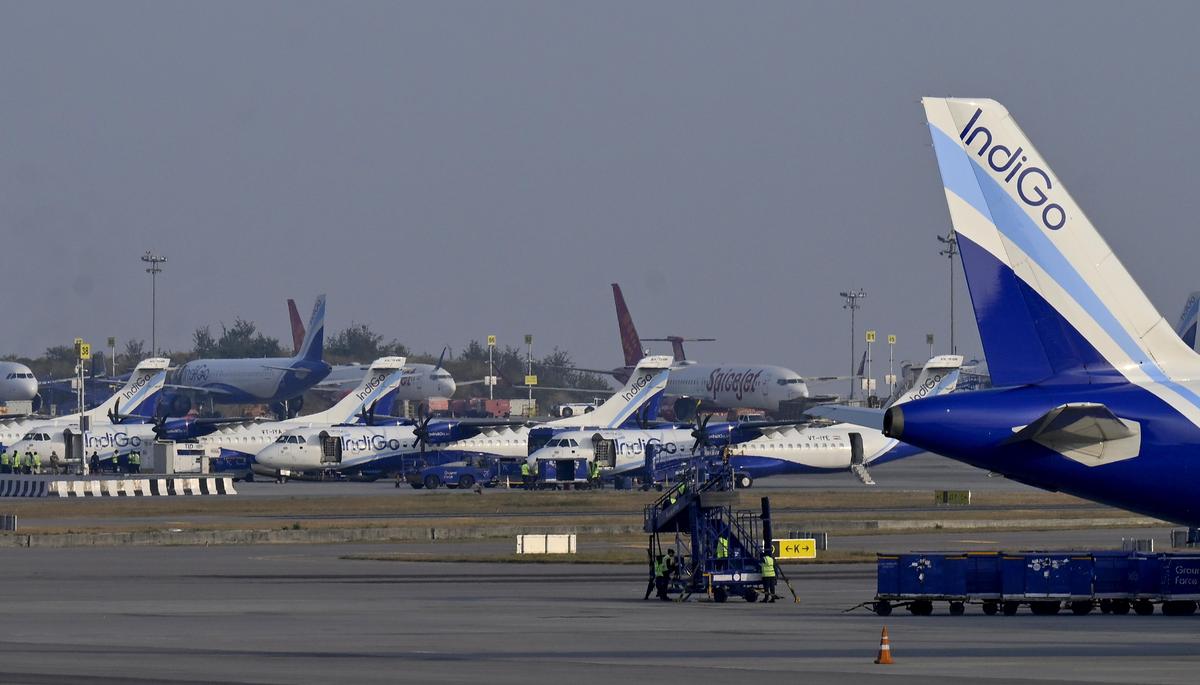 இயல்பு நிலைக்கு திரும்பியது இண்டிகோ… அறிவிப்பிற்கு பின்னும் விமானங்கள் ரத்து!