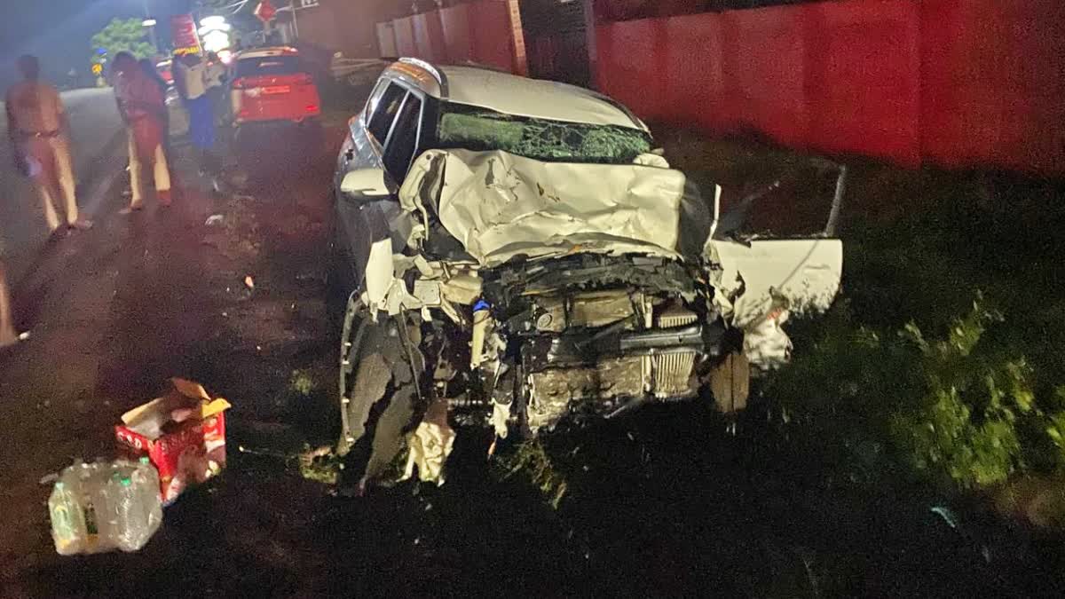 அதிகாலையில் சோகம்… ஐயப்ப பக்தர்கள் மீது கார் மோதி 5 பேர் பலி!