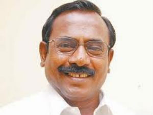 அமைச்சராக இருந்தும் அட்ரஸ் இல்லாமல் போனது ஏன்? தூத்துக்குடி சி.த.செல்லபாண்டியனின் அரசியல் வீழ்ச்சி பின்னணி!